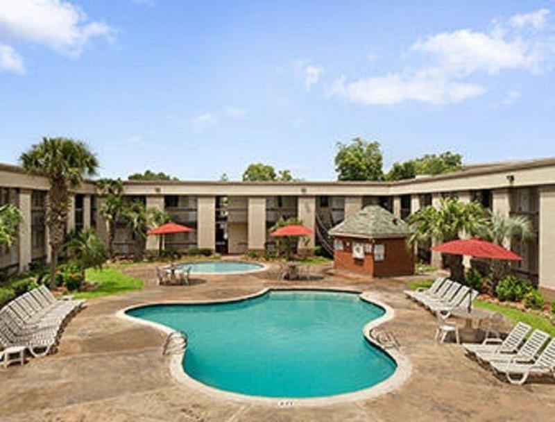 Travelodge By Wyndham New Orleans Harvey Hotel Exteriér fotografie